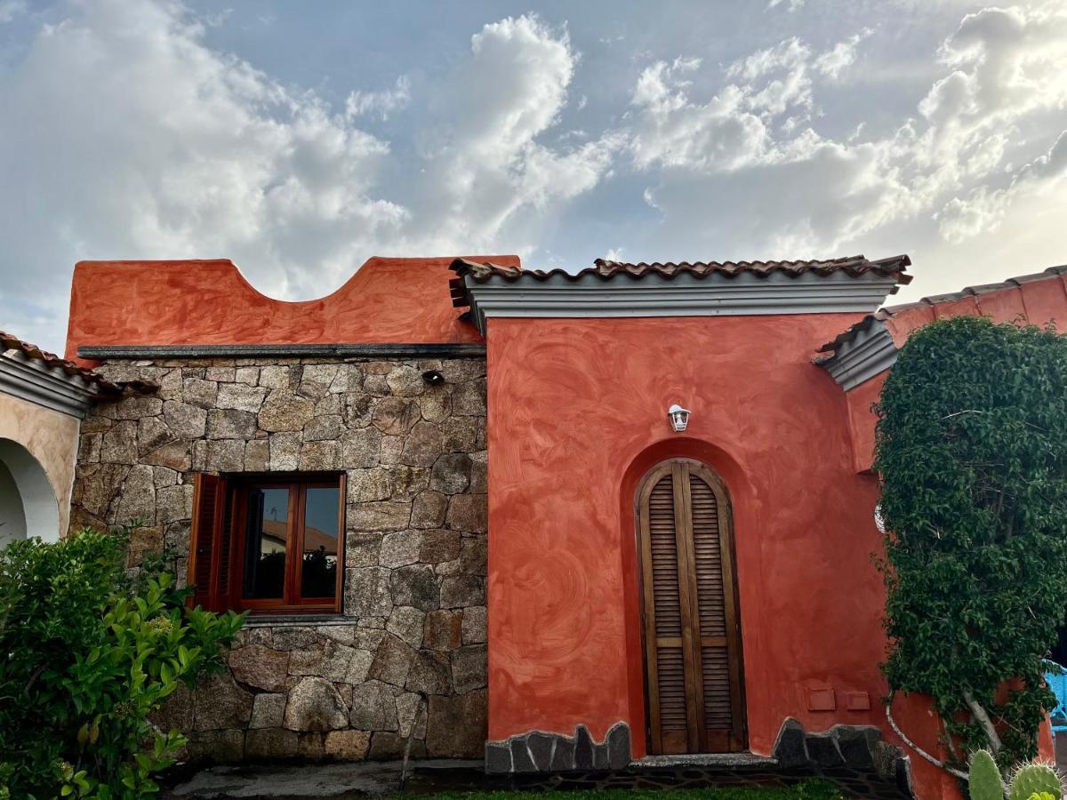 Villa Antonella San Teodoro  Luaran gambar